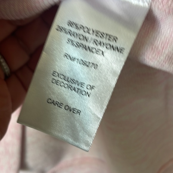 The Black Dog embroidered crewneck in size large. Back hem is longer. - Picture 6 of 11